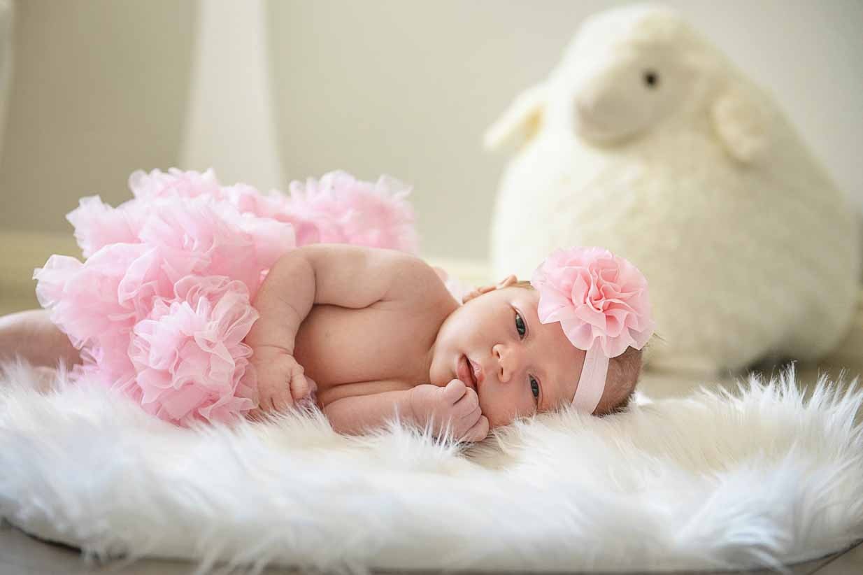 Newborn girl | Calgary Newborn Photographer | SLIVER Photography