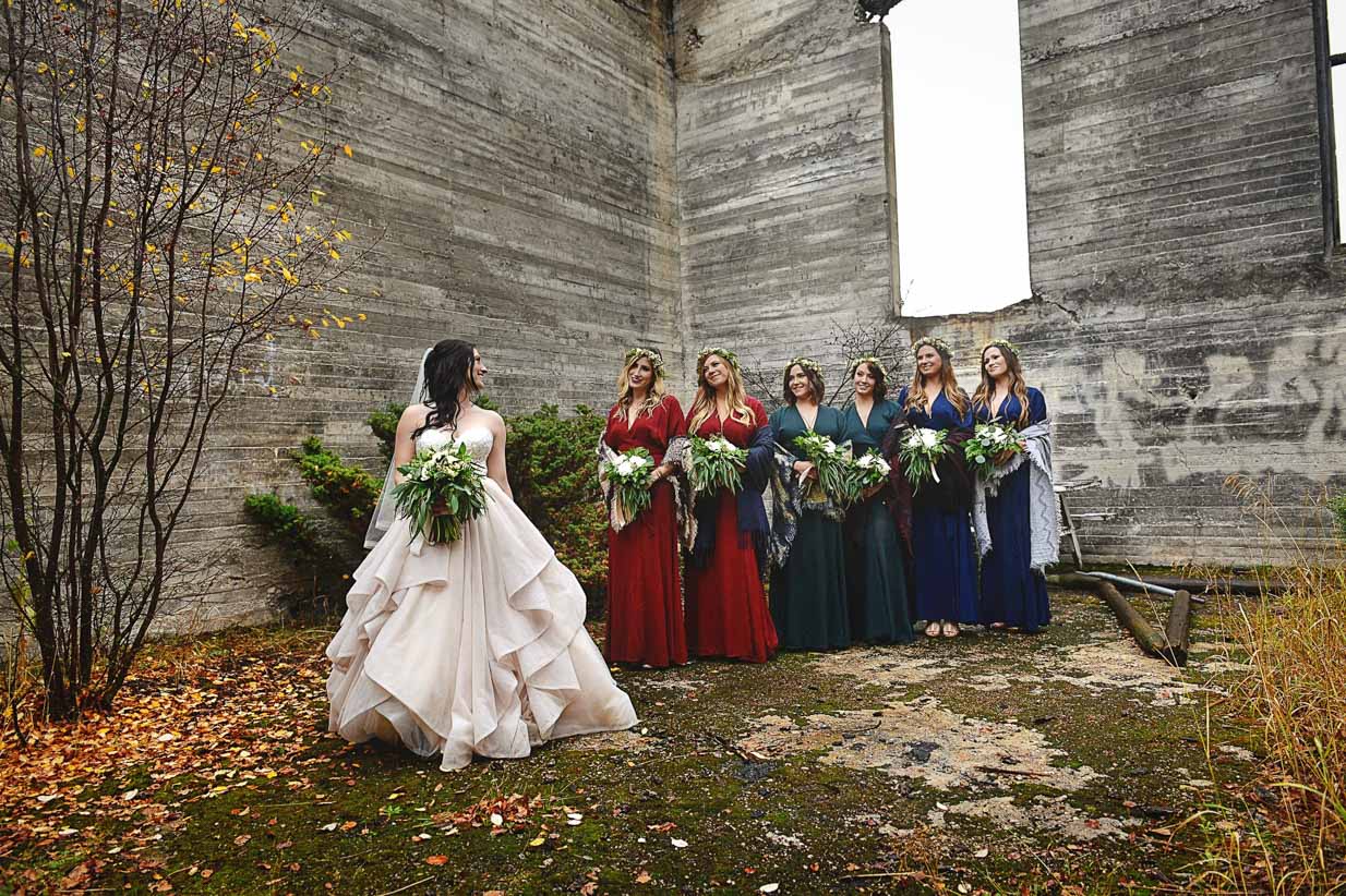 Bridesmaids in ruins | Destination Wedding Photographer | SLIVER Photography