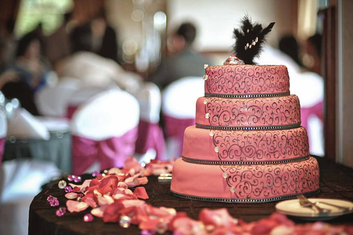 Wedding Cake | Destination Wedding Photographer | SLIVER Photography
